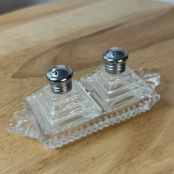 Vintage Irice Pyramid Mini Pepper Salt Set with Tray Glass Art Deco - Picture 5 of 9